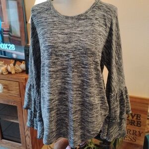 Umgee Black and White Bell Sleeve Sweatshirt